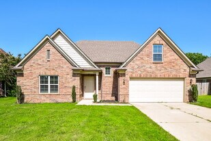 6164 Humphreys Dr in Olive Branch, MS - Building Photo