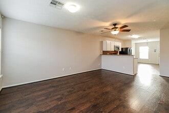 8127 Katie Mill Trail in Spring, TX - Building Photo - Building Photo
