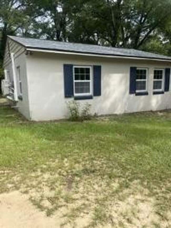 1528 Brook St in Tallahassee, FL - Building Photo - Building Photo