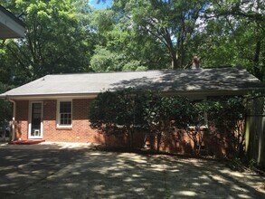 228 W Hillcrest Dr in Greenville, SC - Building Photo - Building Photo