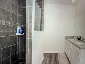 6157 NW Gatun Dr in Port St. Lucie, FL - Building Photo - Building Photo