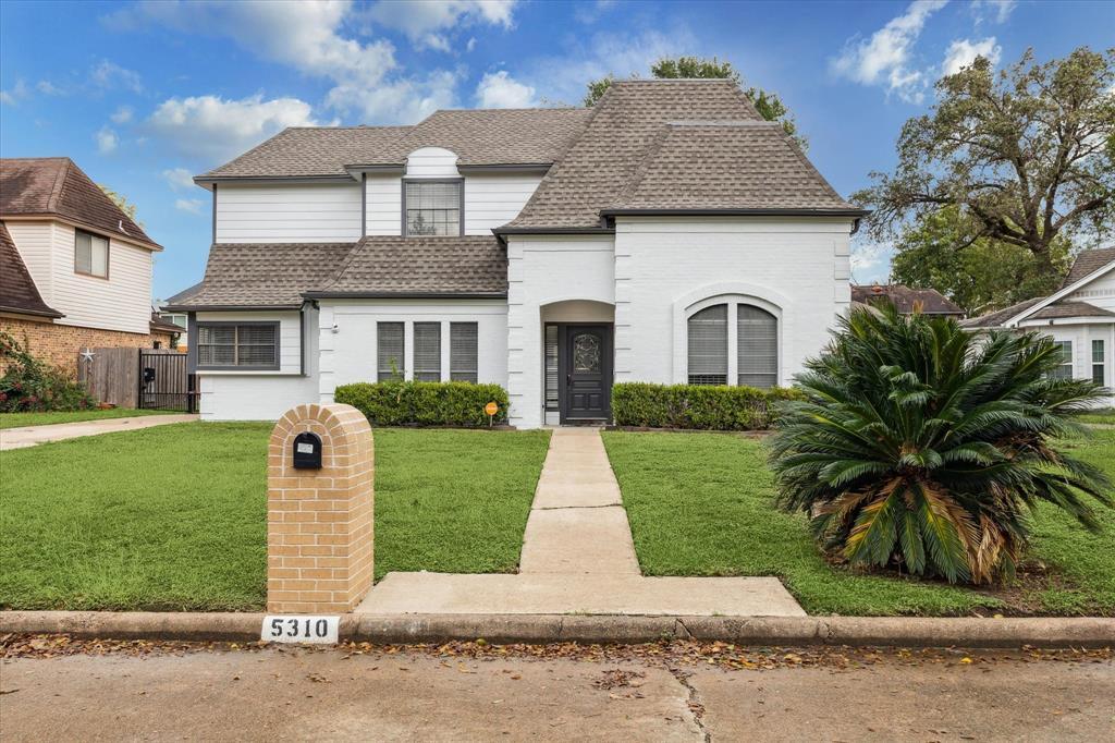 5310 Oak Cove Dr in Houston, TX - Building Photo