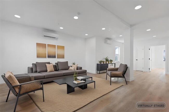 9 Lagrange Ave