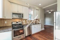 3806 Cottage Ave photo'