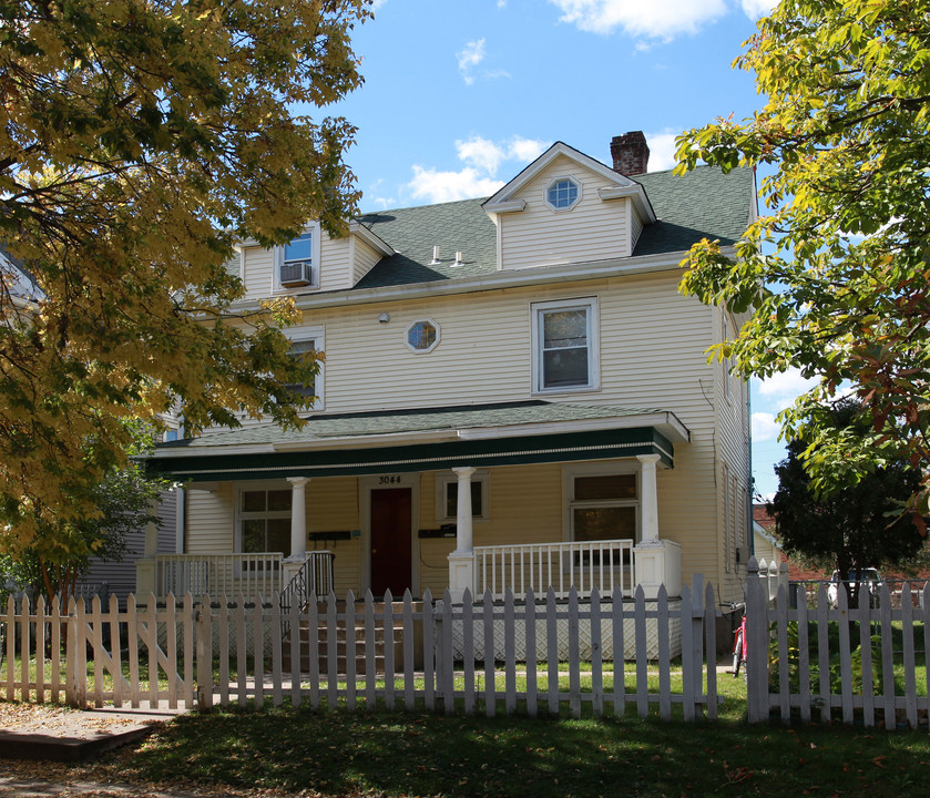 3044 S Elliot Ave in Minneapolis, MN - Building Photo