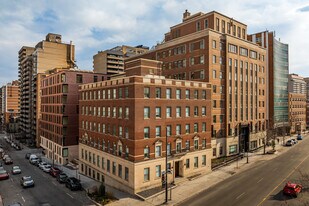 Gramercy Residences in Montréal, QC - Building Photo