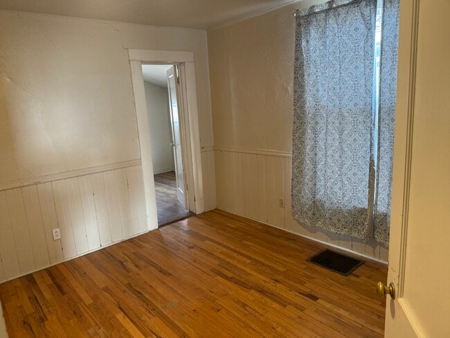 907 Rood Ave, Unit Rood Ave Upstairs in Grand Junction, CO - Building Photo - Building Photo