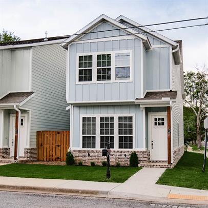 property at 510 W Persimmon St