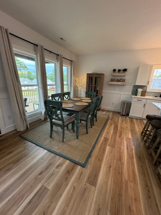 property at 118 NE 75th St