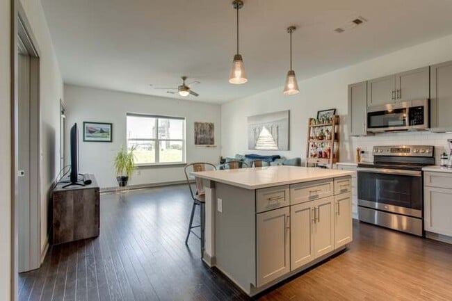 property at 1638 54th Ave N