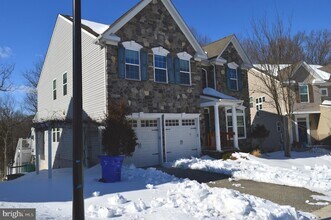 4967 Windpower Way in Ellicott City, MD - Foto de edificio - Building Photo