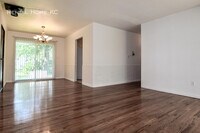 9010 W 101st St photo'