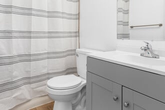 3112 Denver Ave, Unit 3108-3 in Merced, CA - Building Photo - Building Photo