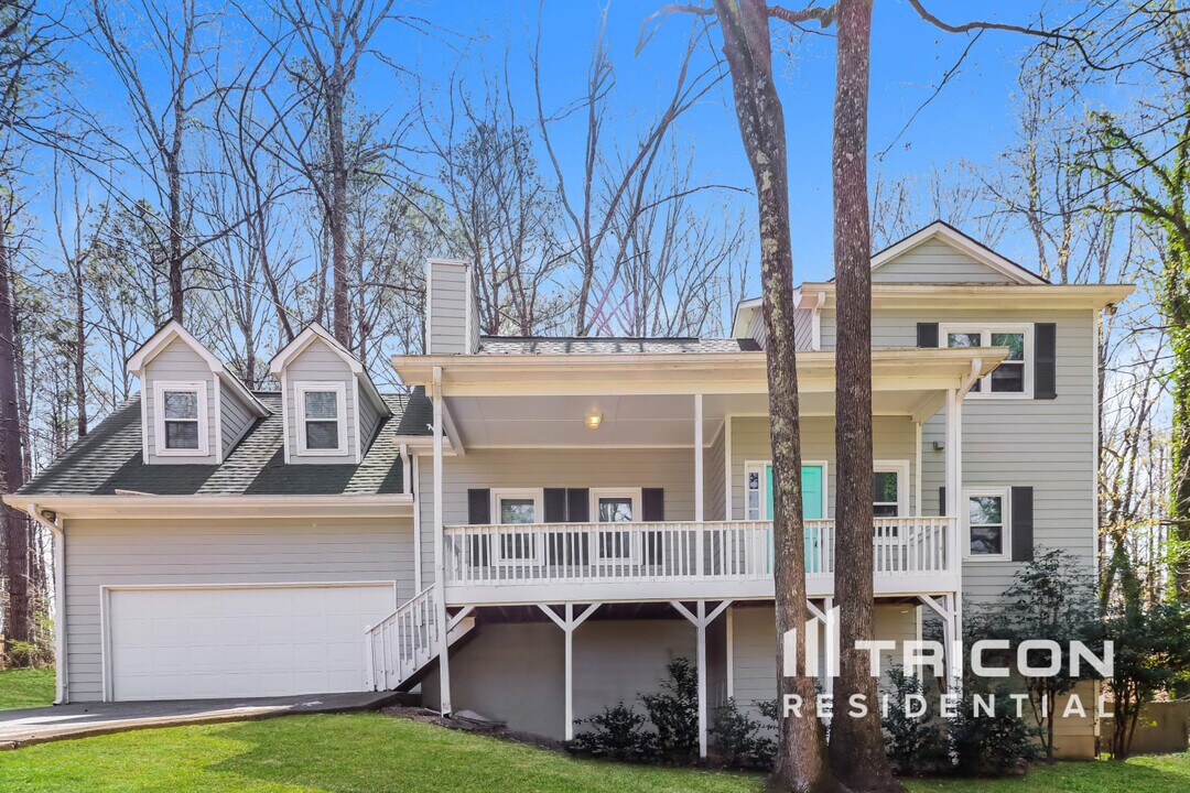 156 Davis Ct in Hiram, GA - Building Photo