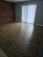 17001 Albany Ave in Hazel Crest, IL - Building Photo - Building Photo