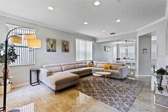 131 Willow View Dr in Davenport, FL - Building Photo - Building Photo