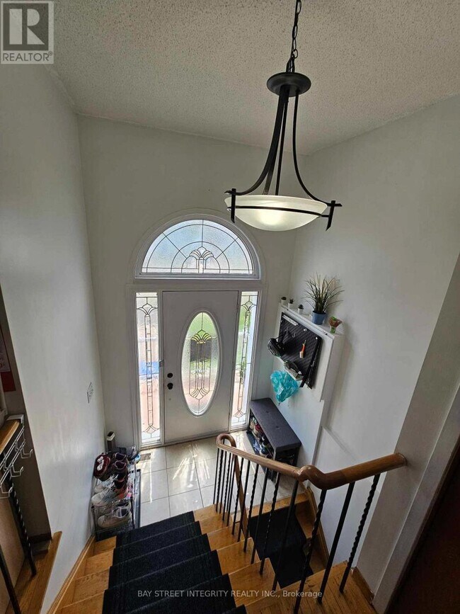 4011 Bishopstoke Ln in Mississauga, ON - Building Photo - Building Photo