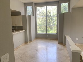 4823 Via Palm Lakes in West Palm Beach, FL - Building Photo - Building Photo