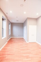 1586 N Clybourn Ave-Unit -2 in Chicago, IL - Building Photo - Building Photo