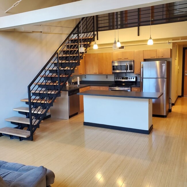 property at 300 Tijeras Ave NE