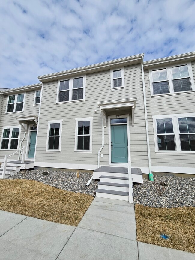 property at 6125 Northstead Ave