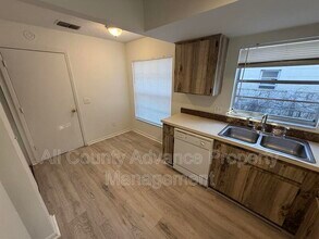 10001 Turkey Trot Pl in Tampa, FL - Building Photo - Building Photo