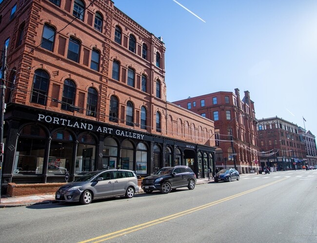 property at 99 Silver St