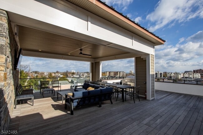 property at 258 Morris Ave