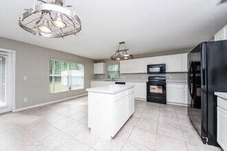 1365 Dunbarton Ct in Kissimmee, FL - Building Photo - Building Photo