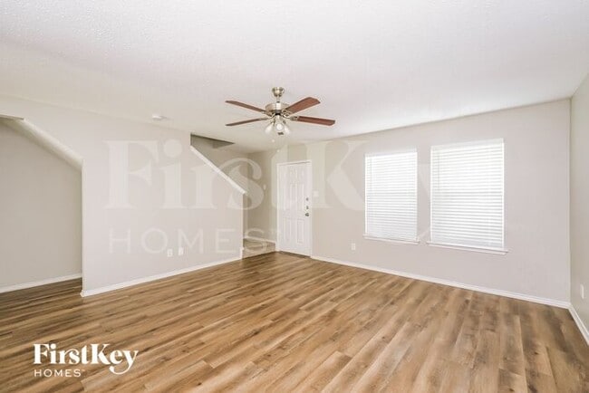 2553 Big Spring Dr in Fort Worth, TX - Foto de edificio - Building Photo