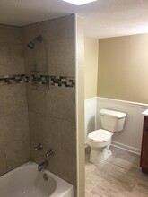 2000 Avondale Dr in Pine Bluff, AR - Building Photo - Building Photo