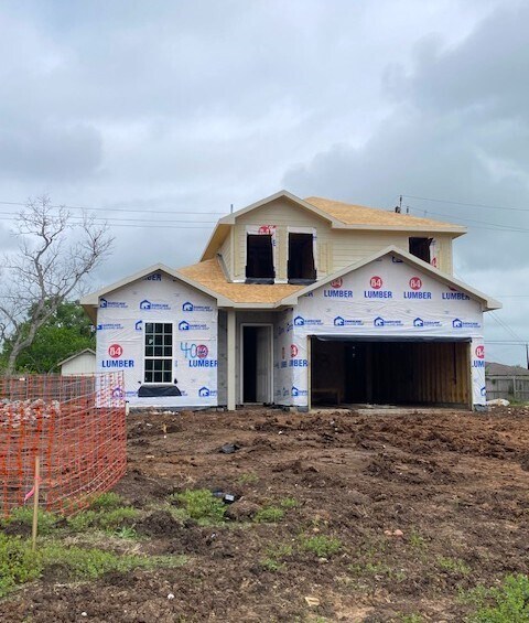 property at 403 Magnolia Ln