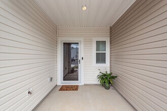 8064 Reagan Wy in Charleston, SC - Building Photo - Building Photo