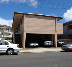 711 Wiliwili St in Honolulu, HI - Building Photo - Building Photo