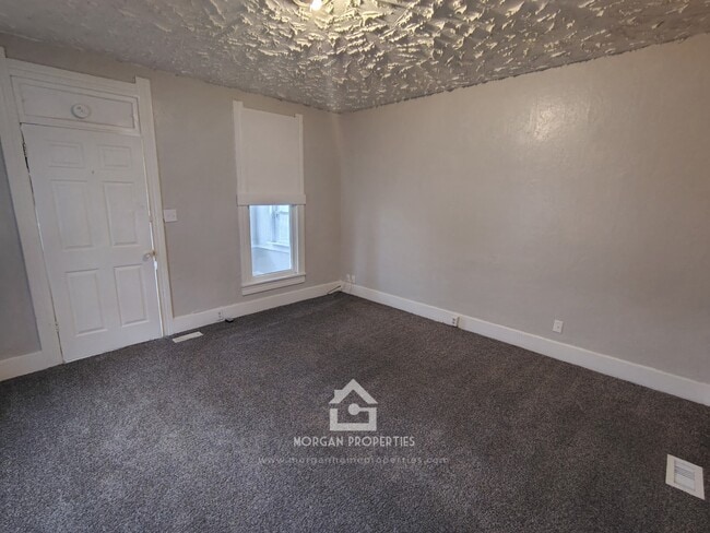 1723 Morton St in Anderson, IN - Foto de edificio - Building Photo