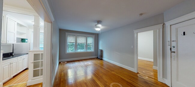 1 Gray St, Unit 3 in Cambridge, MA - Building Photo - Building Photo