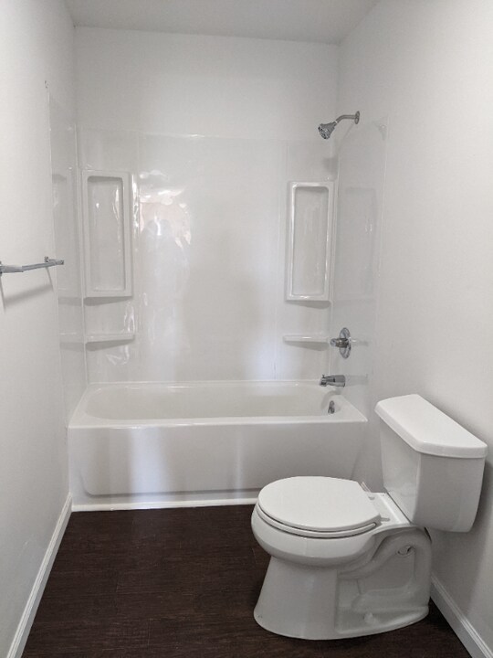 463 S 1st St, Unit 2 in Fulton, NY - Building Photo