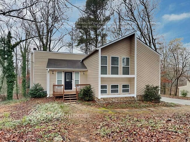 property at 183 W Putnam Ferry Rd