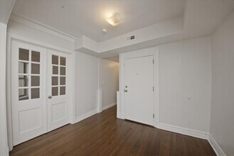 6541 S Woodlawn Ave, Unit 3 in Chicago, IL - Foto de edificio - Building Photo