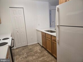 7516 Snowpea Ct in Alexandria, VA - Building Photo - Building Photo