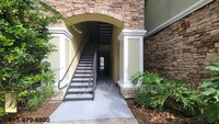 10205 Courtney Palms Blvd in Tampa, FL - Building Photo - Building Photo