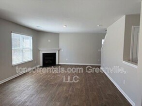 304 Millen Dr in Woodruff, SC - Building Photo - Building Photo