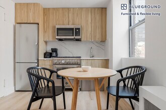 138 E 38th St in New York, NY - Foto de edificio - Building Photo