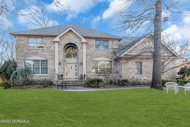 21 Old Queens Ct in Eatontown, NJ - Building Photo - Building Photo