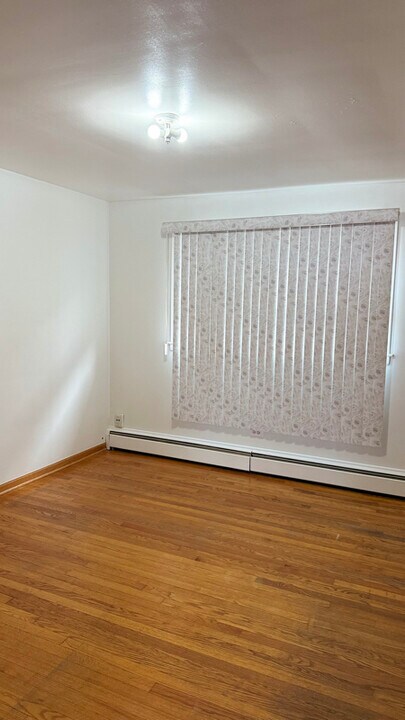 4900 S Komensky Ave in Chicago, IL - Building Photo