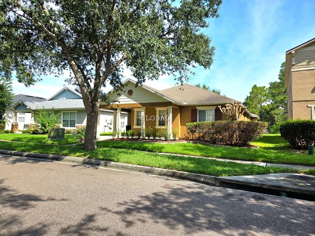 13613 Phoenix Dr in Orlando, FL - Building Photo - Building Photo