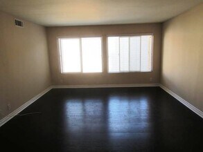 1386 E Madison Ave in El Cajon, CA - Building Photo - Building Photo