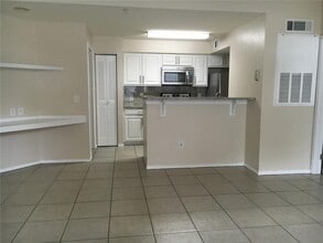 2203 Key W Ct in Kissimmee, FL - Building Photo - Building Photo