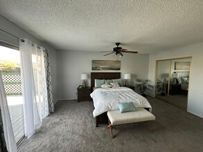 30041 Windward Dr in Canyon Lake, CA - Building Photo - Building Photo