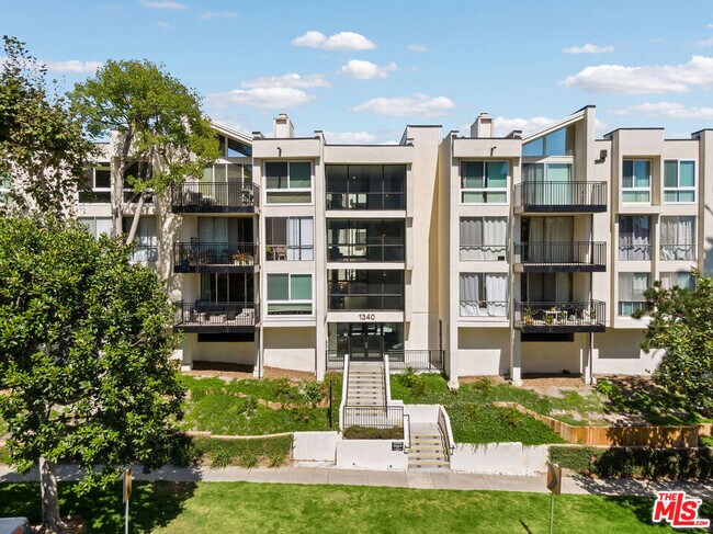property at 1340 S Beverly Glen Blvd